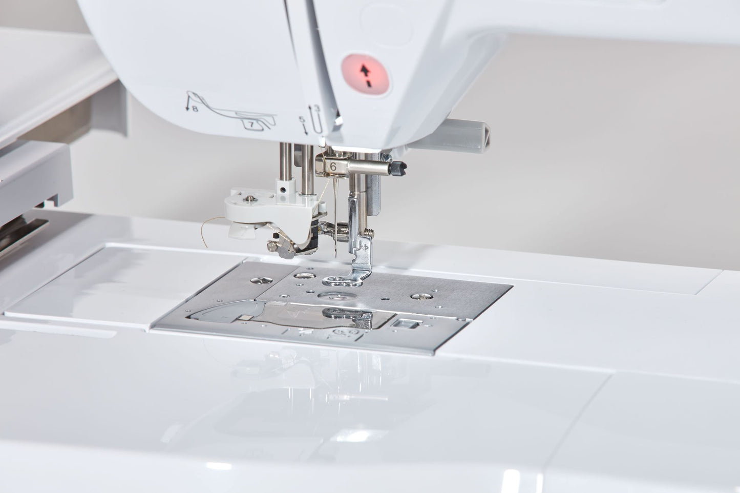 Brother Innovis NV880E - Special Offer - Save 15% (£240.00)