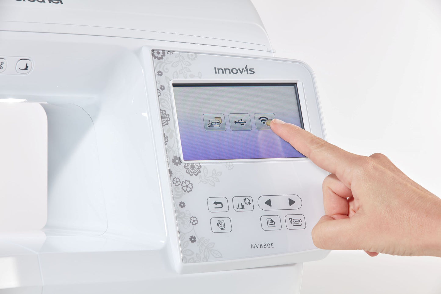 Brother Innovis NV880E - Special Offer - Save 15% (£240.00)