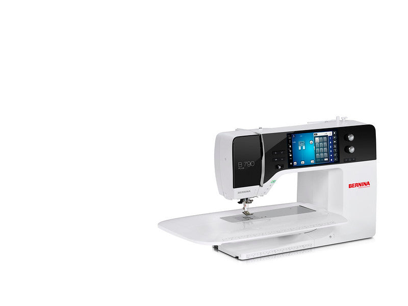 Pre-owned BERNINA 790e PLUS with embroidery unit