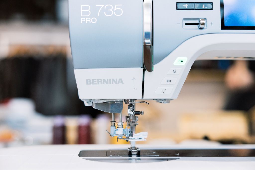 Bernina 735 PRO including Embroidery Module