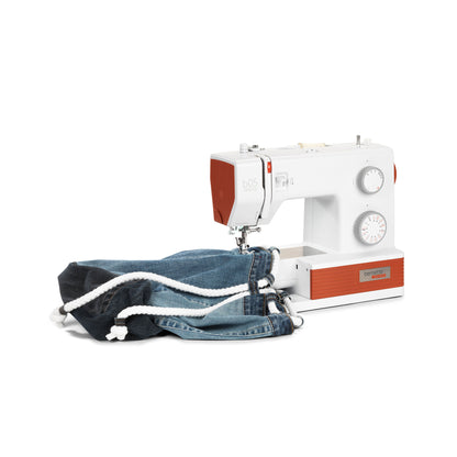 bernette b05 Crafter Heavy Duty Sewing Machine