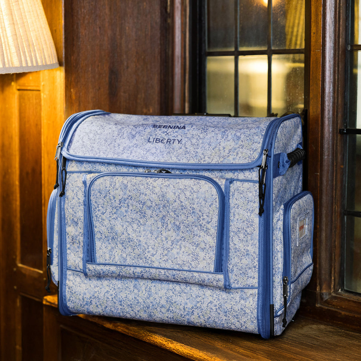 BERNINA 495 Liberty Edition Trolley Bag