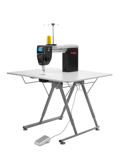 Bernina Q16 Plus Quilting Machine with Folding Table