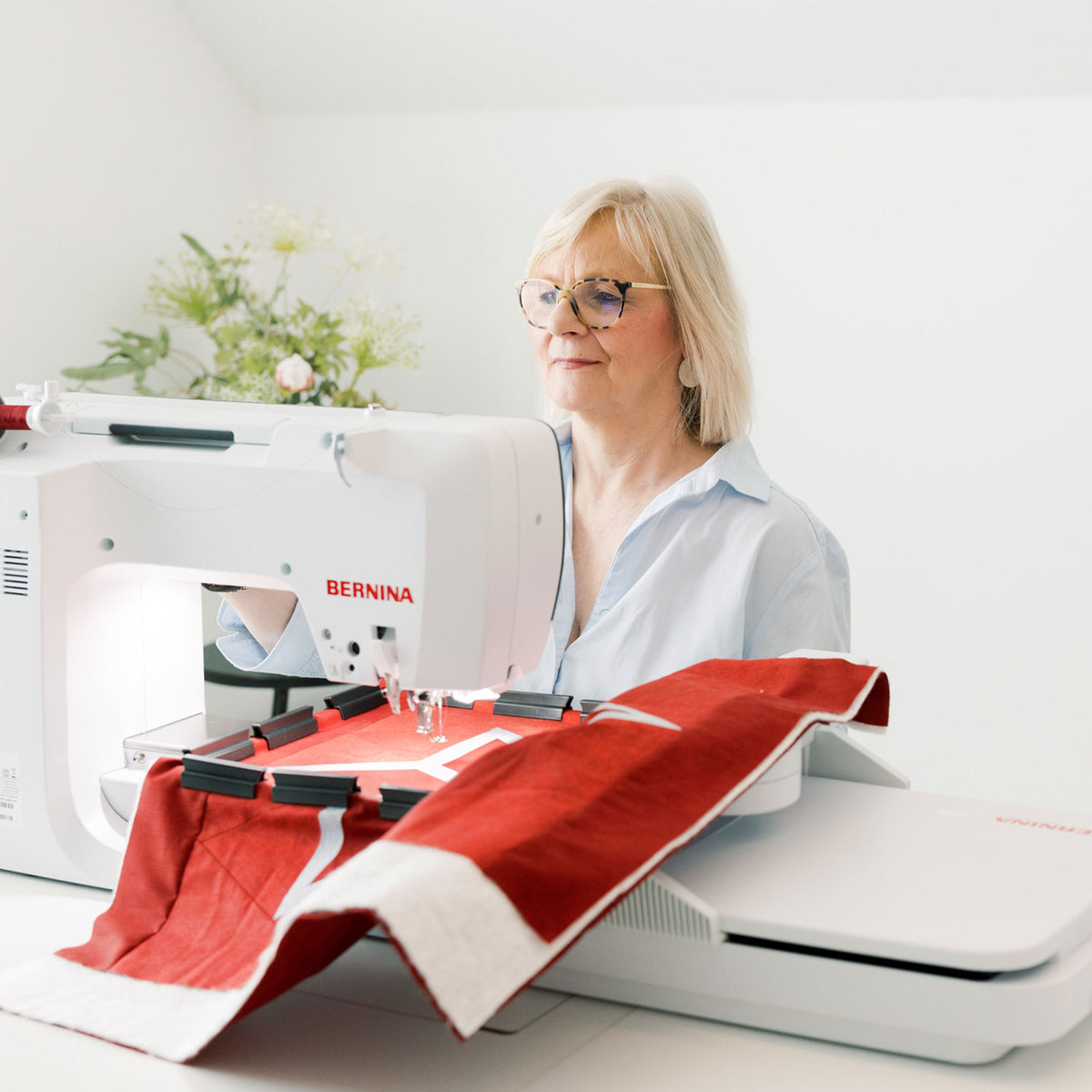 BERNINA 790 ULTRA Sewing, Quilting & Embroidery Machine