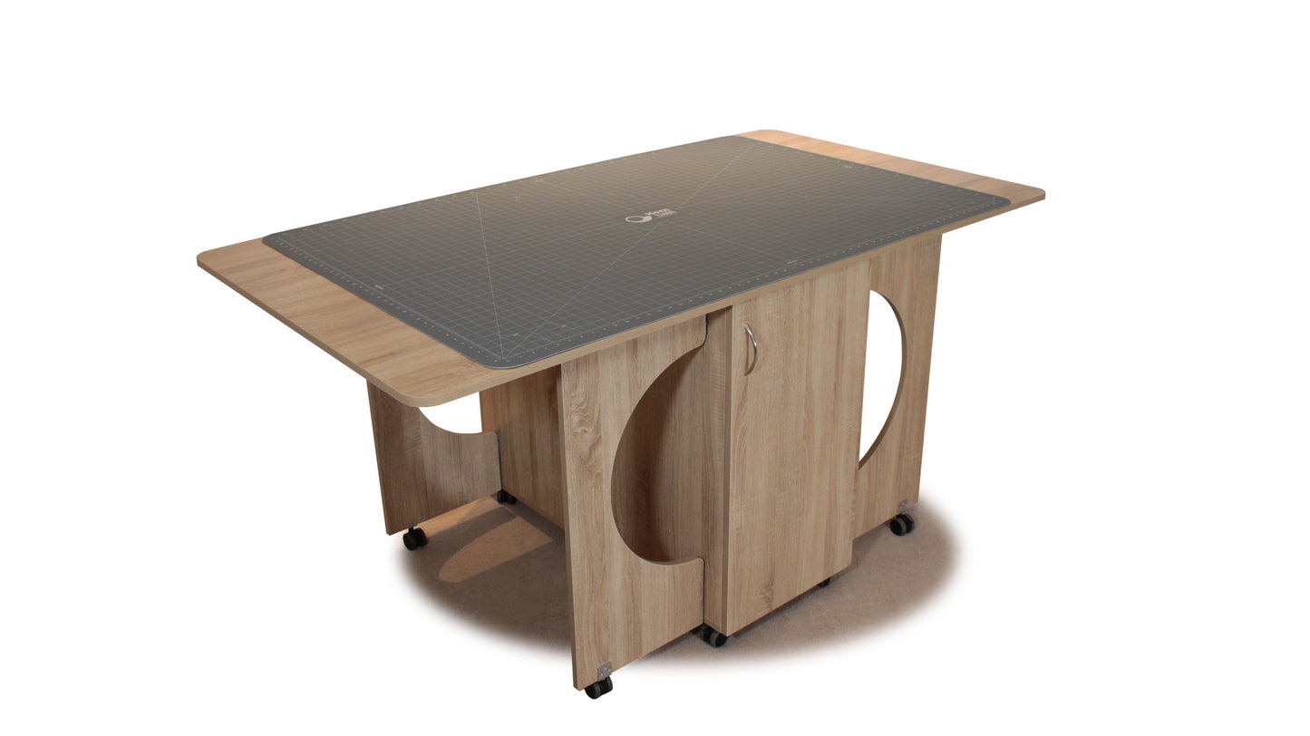 Horn Maxi-Hobby Table - 2005