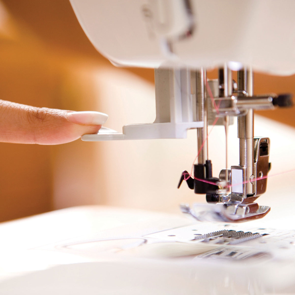 Brother Innov-is NV15 Sewing Machine