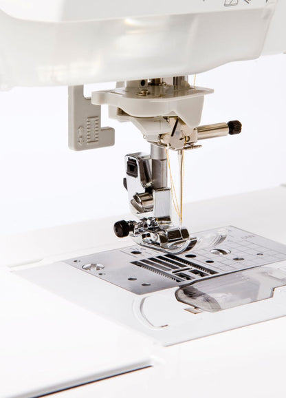 Brother Innov-is VQ2 Sewing & Quilting Machine