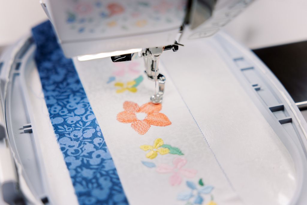 Bernina 580 Liberty Limited Edition with embroidery module - Coming Soon!!