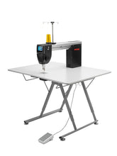 Bernina Q 20 + Folding Table (New Adjustable height - 3 settings)